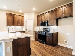 2101 Wildflower Dr in Centerton, AR - Building Photo - Building Photo