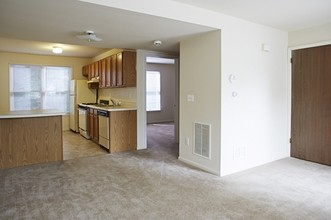 Woodhaven at South Brunswick in Princeton, NJ - Building Photo - Interior Photo