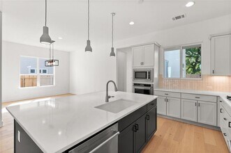 1619 Woodwind Ln in Austin, TX - Building Photo - Building Photo