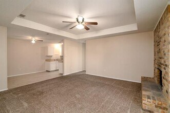 6631 Parkview Ln in North Richland Hills, TX - Building Photo - Building Photo