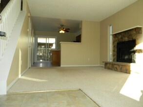 7612 Lexington Manor Dr in Colorado Springs, CO - Building Photo - Building Photo