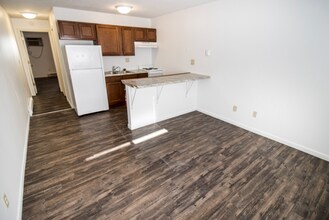 507 S Lincoln in Bloomington, IN - Building Photo - Interior Photo