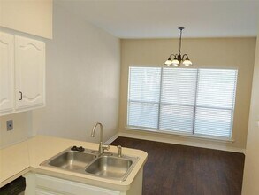 300 Benjamin St in Denton, TX - Building Photo - Building Photo