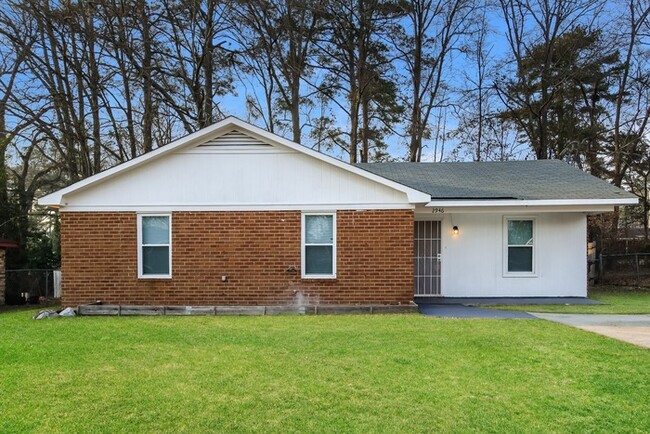 property at 2946 Dahlia Dr