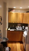 465 Centre St, Unit 204 in Newton, MA - Building Photo - Building Photo