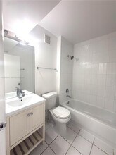 14020 NE 3rd Ct in Miami, FL - Building Photo - Building Photo