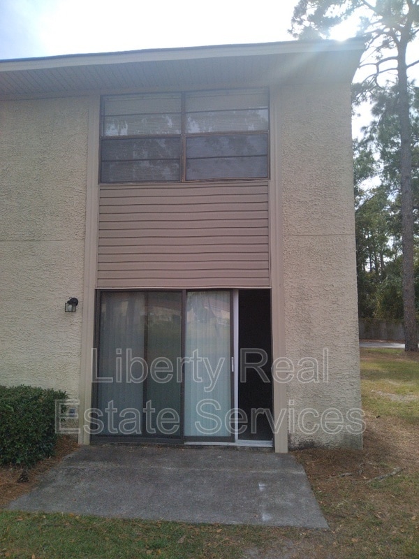 901 Olmstead Dr in Hinesville, GA - Building Photo - Building Photo