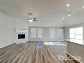 2557 Hadley St in Weatherford, TX - Building Photo - Building Photo