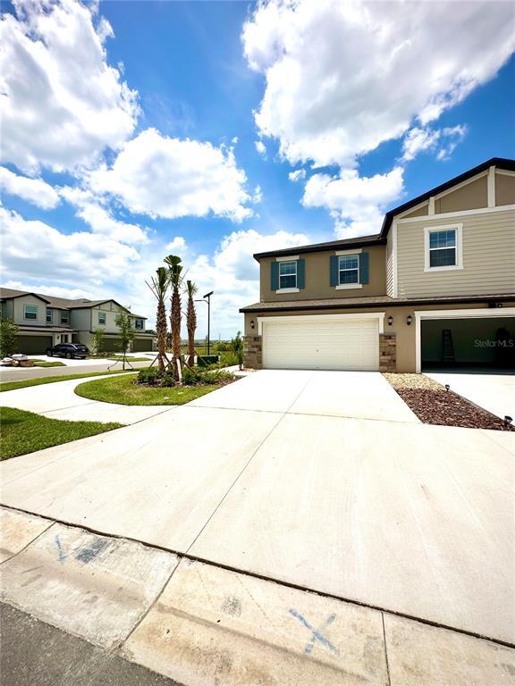 10019 Trumpet Honeysuckle Wy in San Antonio, FL - Building Photo - Building Photo