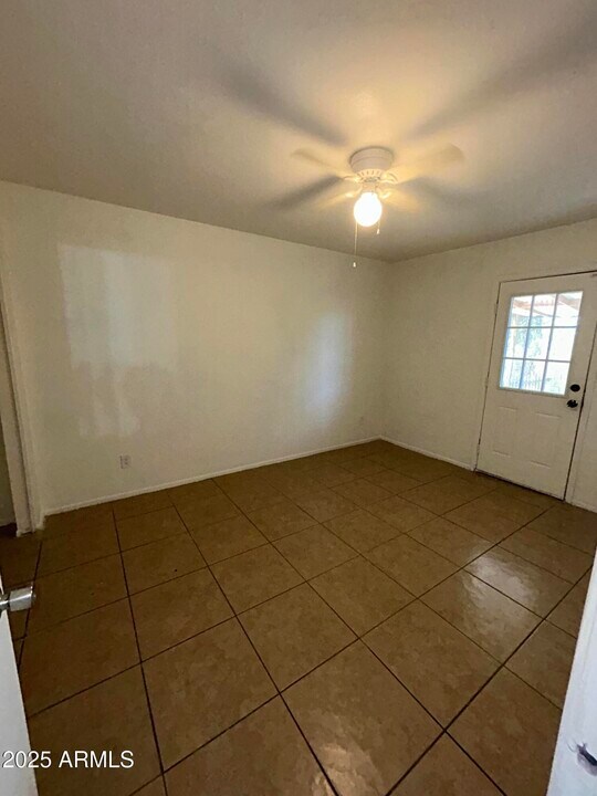 263 N 93rd St in Mesa, AZ - Building Photo
