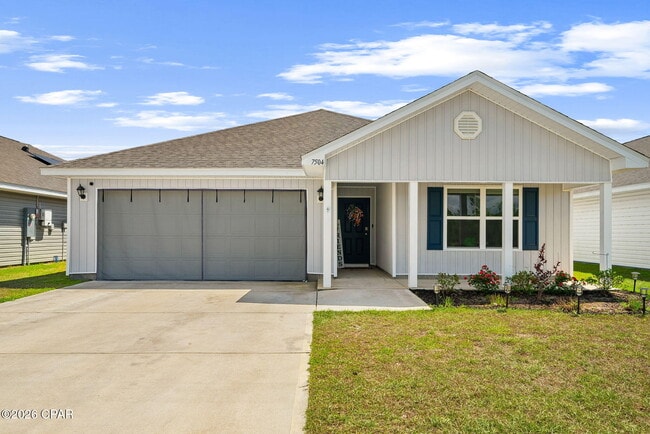 7504 Delancey St in Panama City, FL - Building Photo - Building Photo