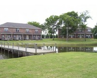 Lake Pointe Apartments in Starkville, MS - Foto de edificio - Building Photo