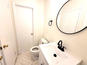 3918 Glenville Ave in Charlotte, NC - Building Photo - Building Photo