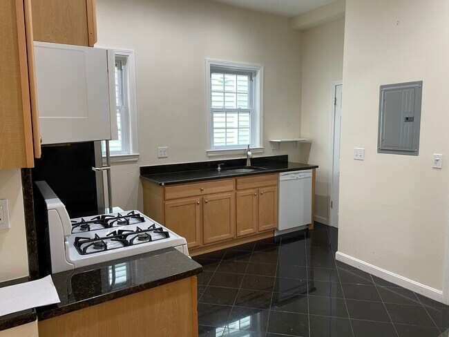 48 7th St in Cambridge, MA - Building Photo - Building Photo