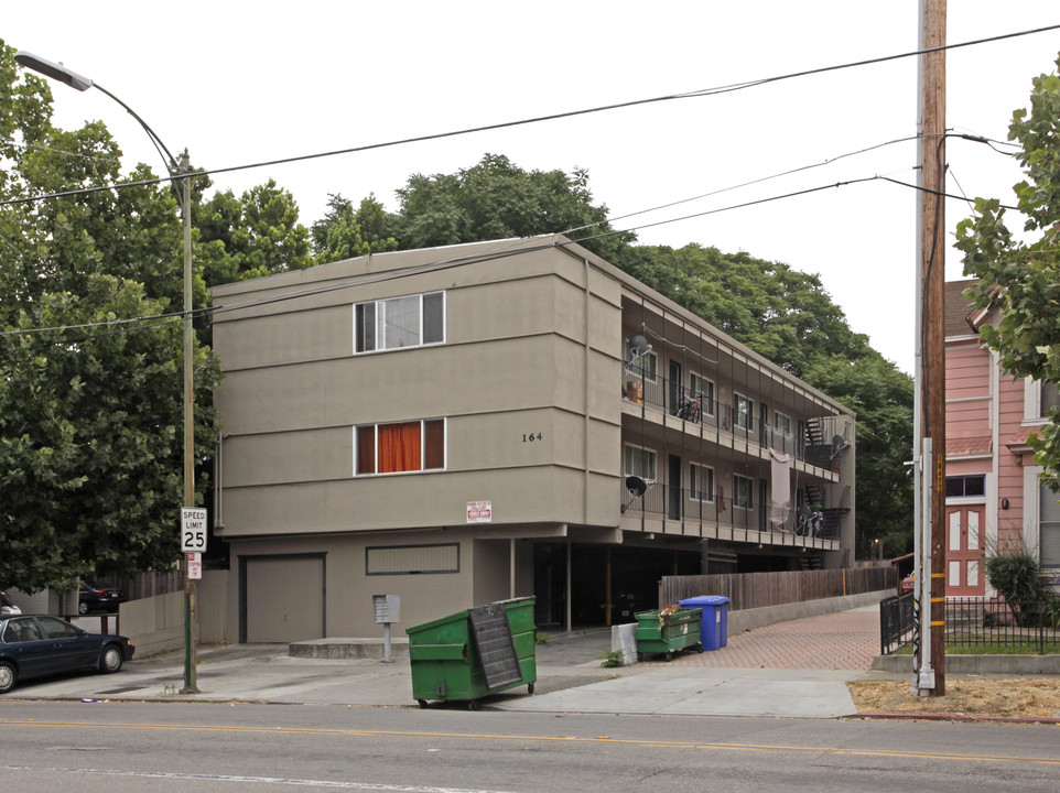 164 E Reed St in San Jose, CA - Foto de edificio