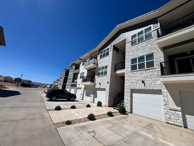 property at 6051 Silver Birch Ln