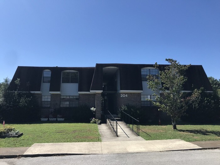 204 Eveningside Dr-Unit -28 in Soddy Daisy, TN - Building Photo