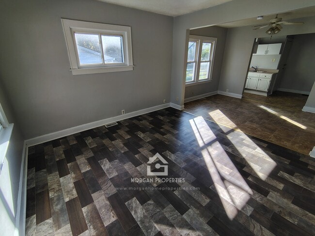 1323 W 10th St, Unit 1323 W 10TH ST in Anderson, IN - Building Photo - Building Photo
