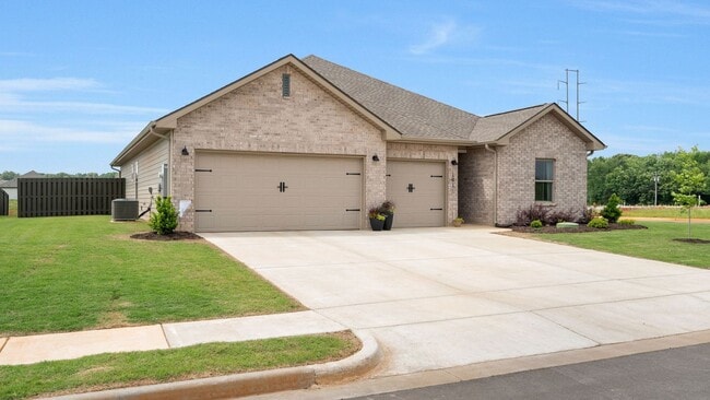 101 Stockholm Ln in Huntsville, AL - Building Photo - Building Photo