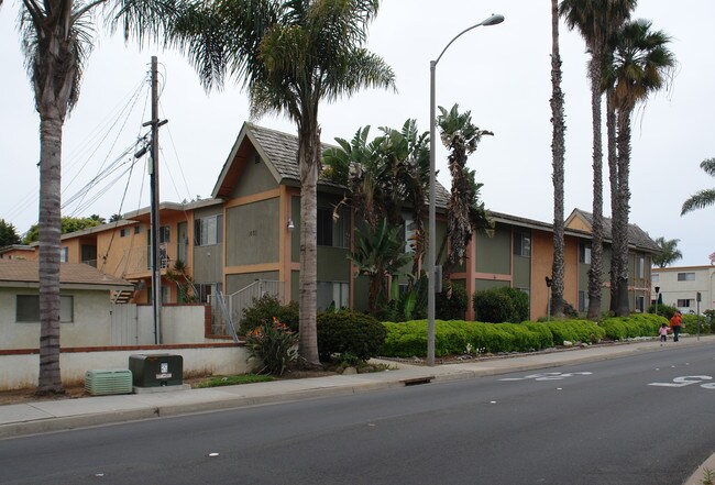 Hawaiian Gardens in Imperial Beach, CA - Building Photo - Building Photo