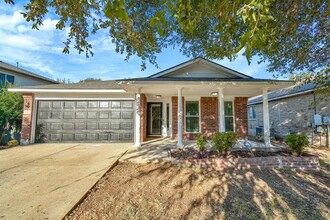 3302 Cave Dome Path in Round Rock, TX - Building Photo - Building Photo