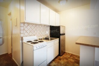 2008 W Plum St in Fort Collins, CO - Building Photo - Building Photo