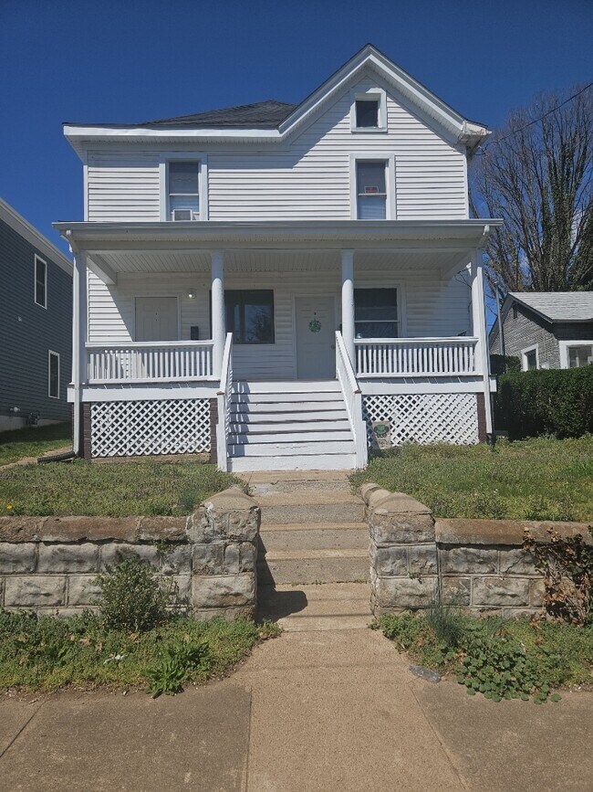 1216 Dale Ave SE, Unit B in Roanoke, VA - Building Photo - Building Photo
