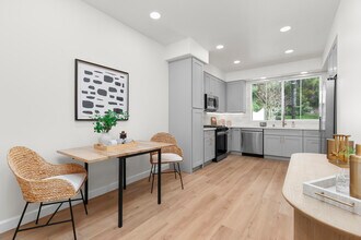 1620 Filaree Ct in Carlsbad, CA - Building Photo - Building Photo
