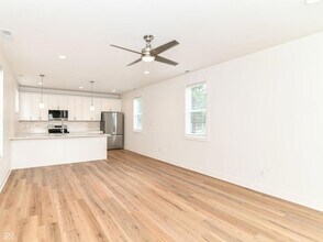 717 E 27th St in Indianapolis, IN - Building Photo - Building Photo