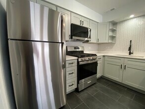 1455 W Fullerton Ave in Chicago, IL - Building Photo - Building Photo