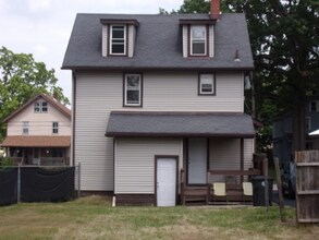 1216 Edgewood St NE in Warren, OH - Building Photo - Building Photo