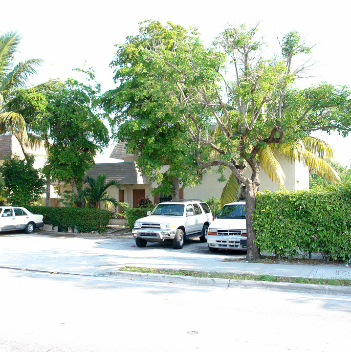 517 NW 13th St in Fort Lauderdale, FL - Building Photo