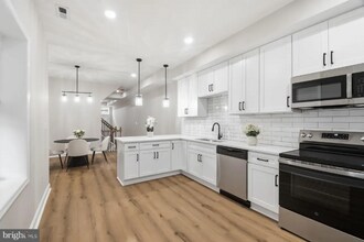 1629 Edmondson Ave in Baltimore, MD - Foto de edificio - Building Photo