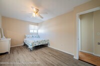 260 Hancock Ave photo'