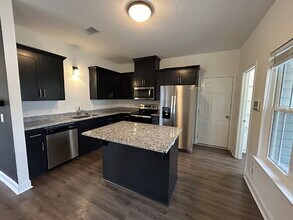 333 Grayson Ave in Hinesville, GA - Building Photo - Building Photo