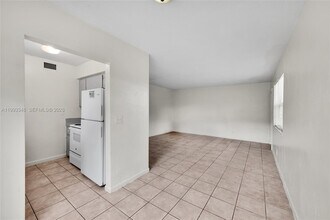 2241 NW 59th Terrace in Lauderhill, FL - Building Photo - Building Photo