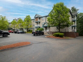 Regency Heights Apartments in Manchester, NH - Building Photo