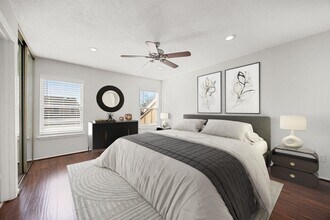 11683 Village Pl Dr in Houston, TX - Building Photo - Building Photo