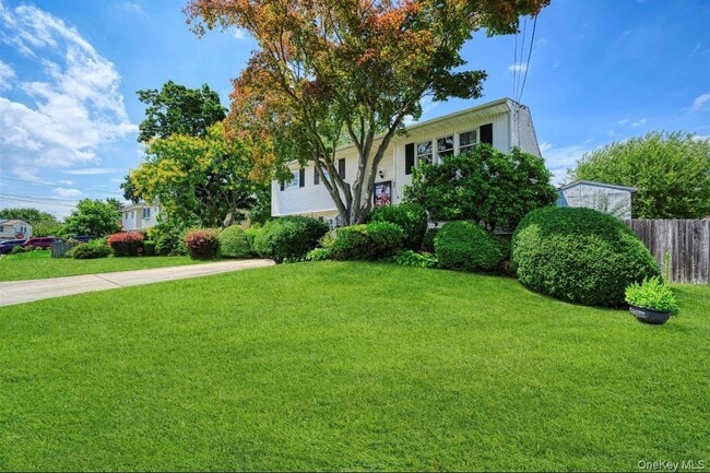 property at 27 Douglass St