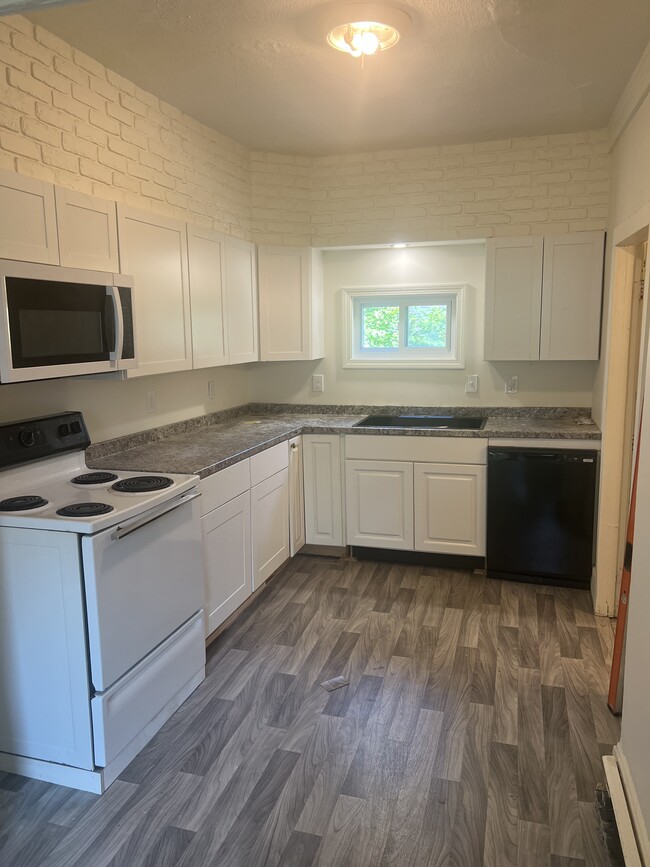 42 Parker St, Unit #1