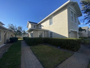 2076 Cypress Bay Blvd in Kissimmee, FL - Building Photo - Building Photo