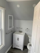 16 Sycamore St in Worcester, MA - Building Photo - Building Photo