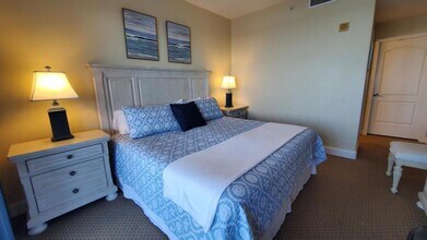 13427 Blue Heron Beach Dr in Orlando, FL - Foto de edificio - Building Photo