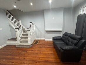 5555 Pearl St in Philadelphia, PA - Building Photo - Building Photo