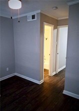 4335 Cedar Springs Rd-Unit -113 in Dallas, TX - Building Photo - Building Photo