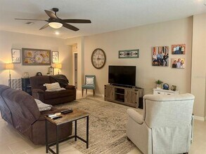 10931 Fallon Haze Cir in San Antonio, FL - Building Photo - Building Photo