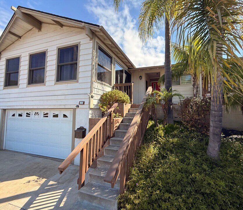 1855 Magdalene Way in San Diego, CA - Building Photo