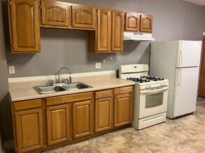 510 Eastlynne Ave in Baltimore, MD - Building Photo - Building Photo