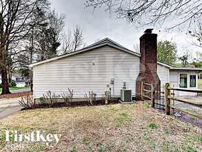 1940 Winsted Ct in Charlotte, NC - Foto de edificio - Building Photo
