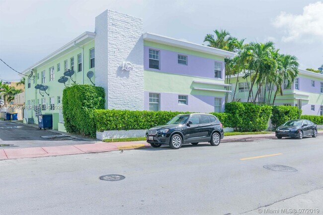 915 8th St in Miami Beach, FL - Building Photo - Building Photo
